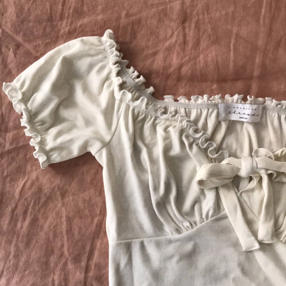 American Threads Off Shoulder Top - Picture 2 of 4